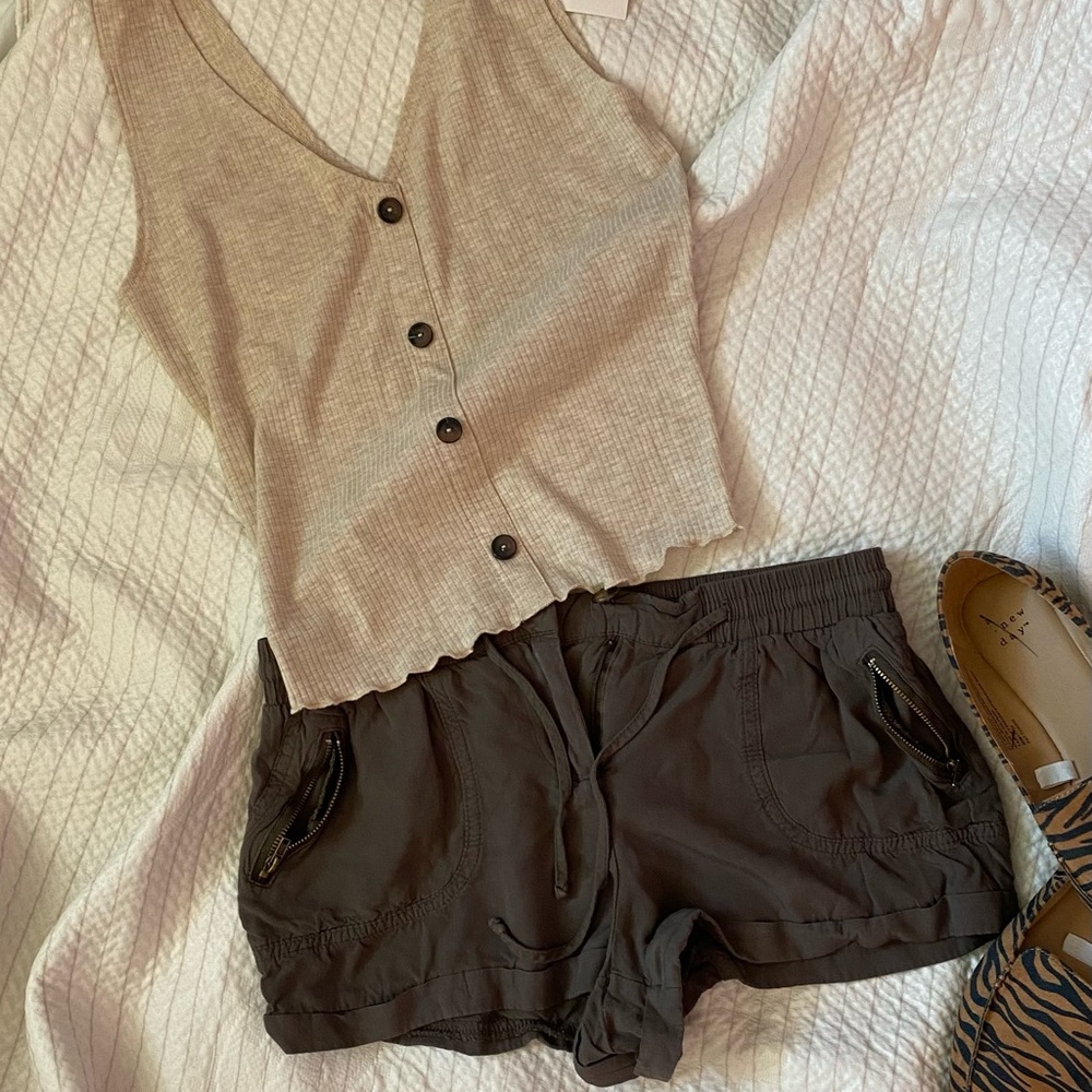 Combinations Women’s shorts and crop top size S